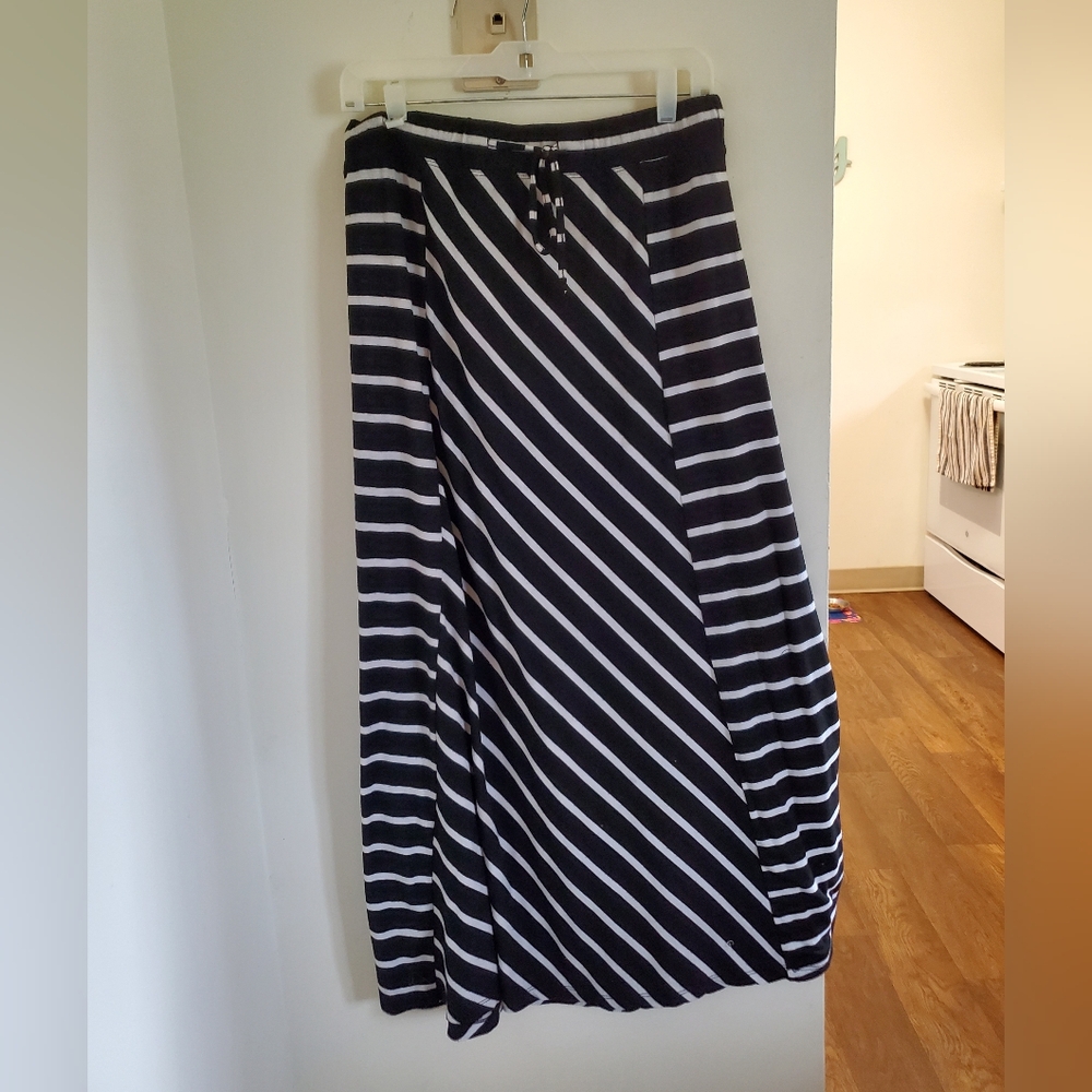 GAP Large Skirt, black and white stripe.